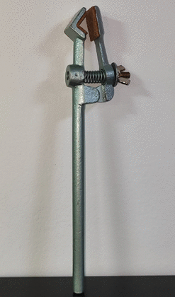 PINZA PARA BURETA SENCILLA CON NUEZ